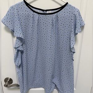 Elle Women’s Light Blue Polka Dot Blouse, Size XL, Flutter Sleeves